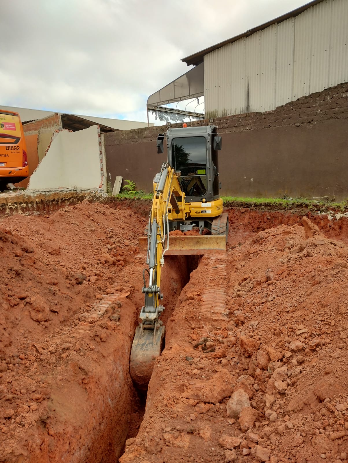 Mini Escavadeira de 3,5Ton